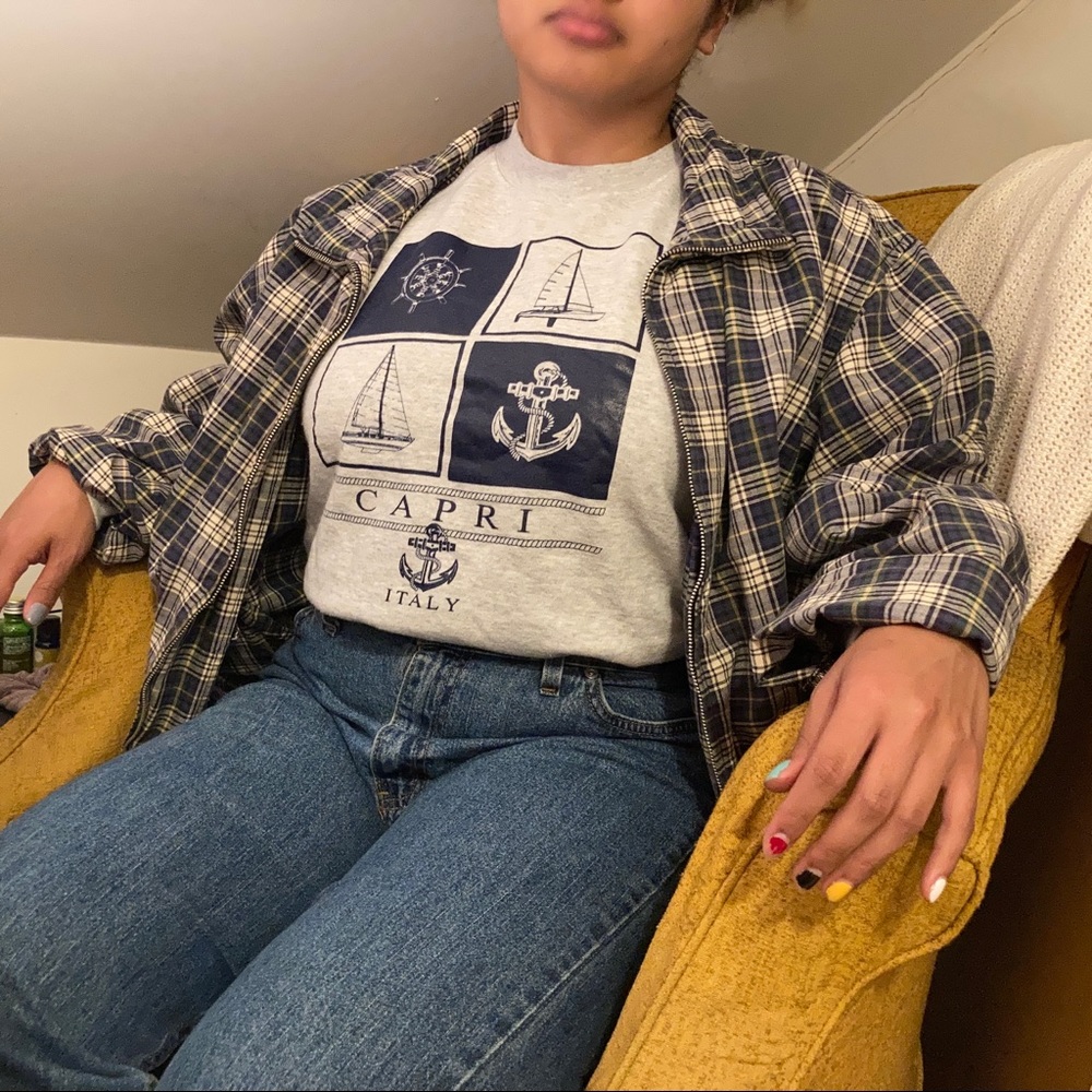 GRAPHIC CREWNECK
